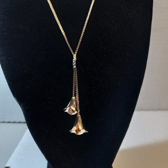 Avon Flower Lily Bell Lariat Necklace - Picture 1 of 6